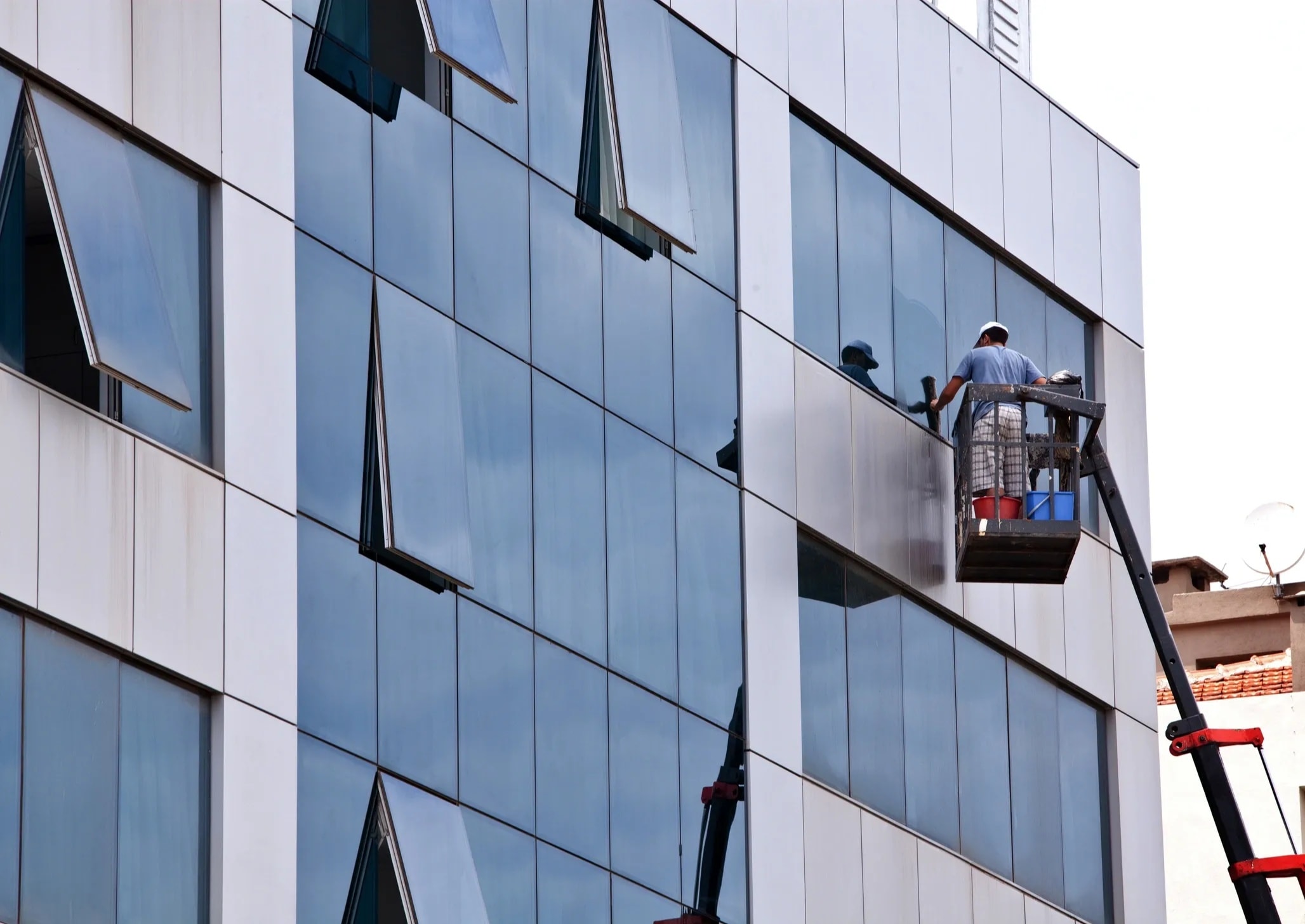 Commercial Glazing & Architectural Metal